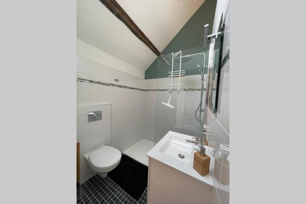 Studio indépendant 2 pers - Châtillon sur Colmont la petite gare Extérieur photo